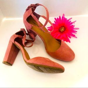 Christian Siriano block heel/ round toe shoe.